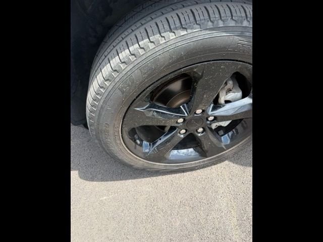 Used 2024 Gray Jeep Limited image 14
