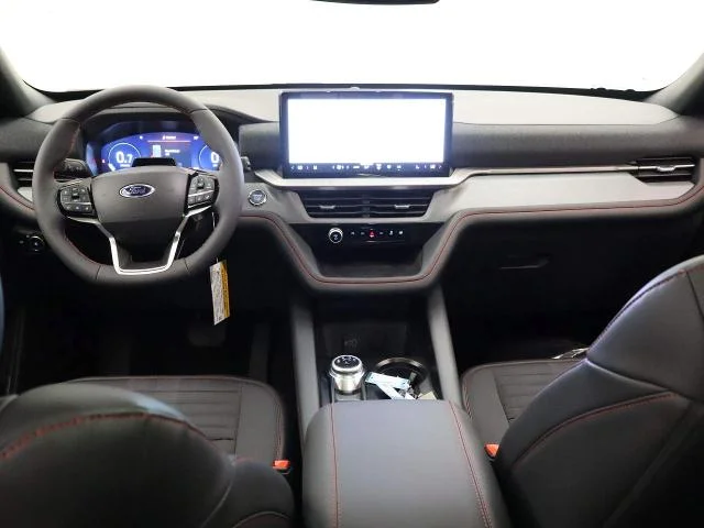 New 2026 Star White Metallic Tri-Coat Ford ST-Line image 35
