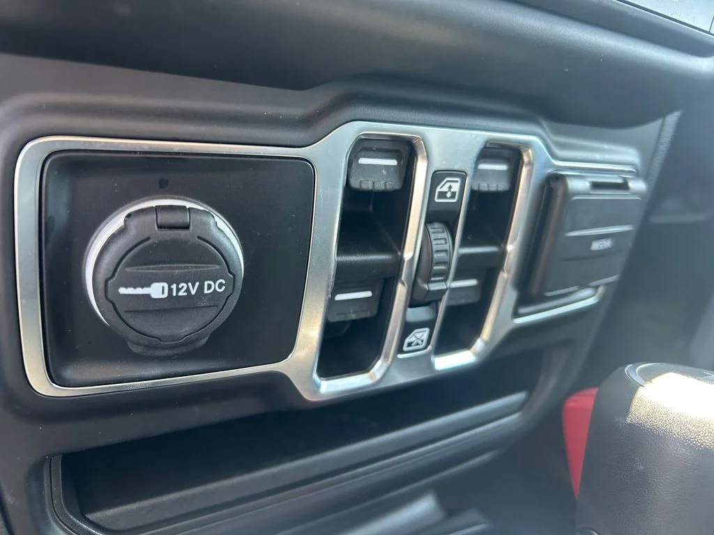 Used 2023 Gray Jeep Sahara 4xe image 18