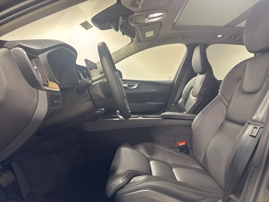 New 2026 Onyx Black Metallic Volvo T8 Ultra image 19