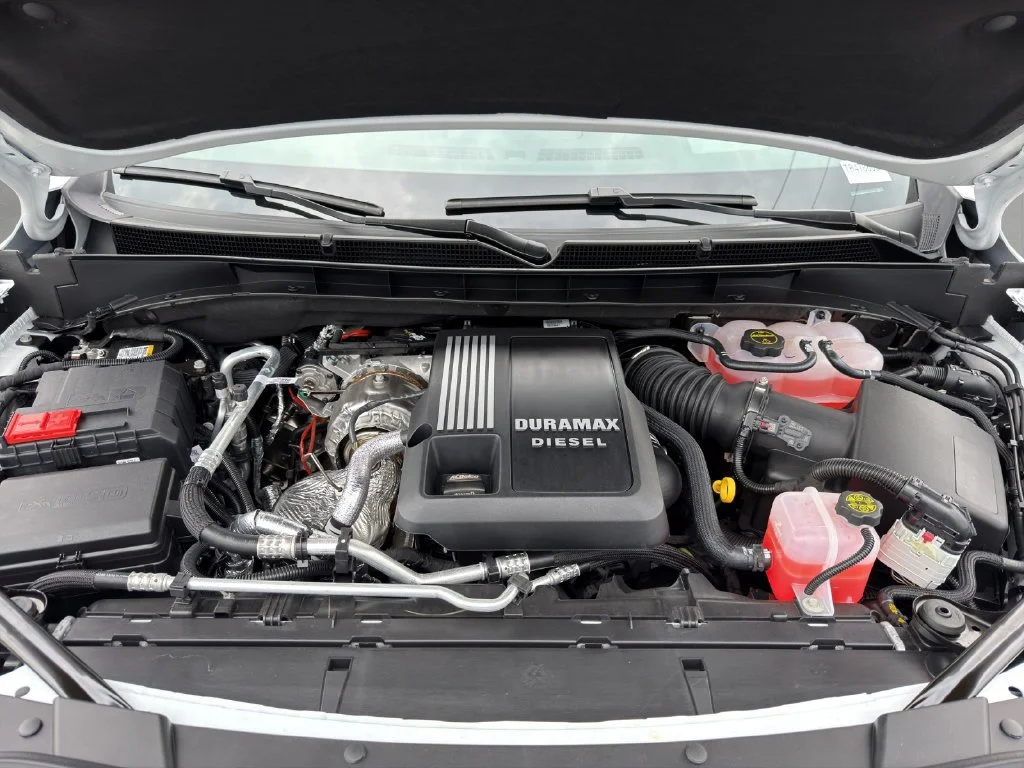 New 2026 Summit White GMC Elevation image 21