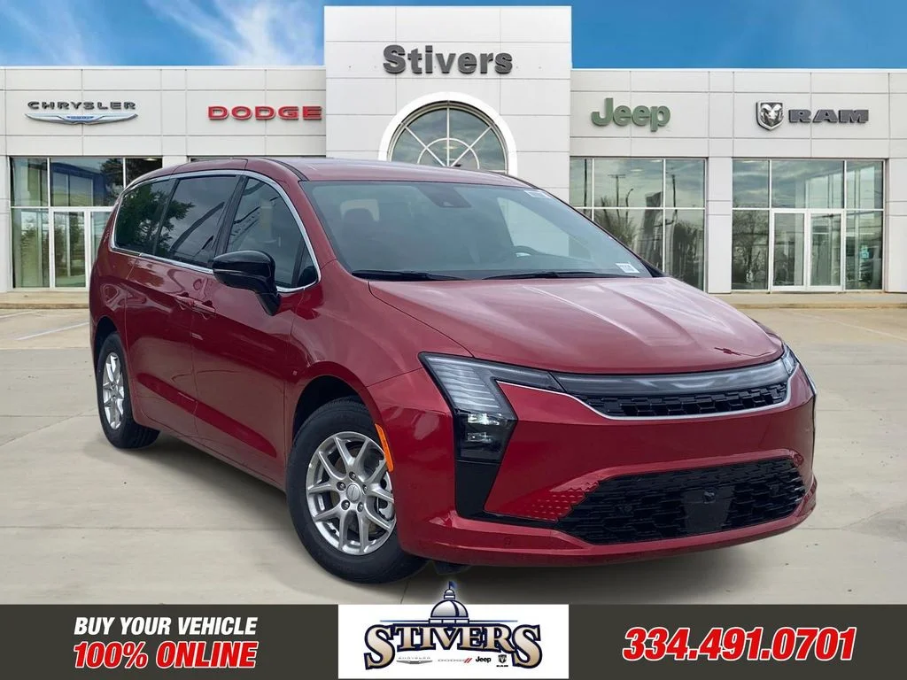 2027 Chrysler Pacifica Select's photo