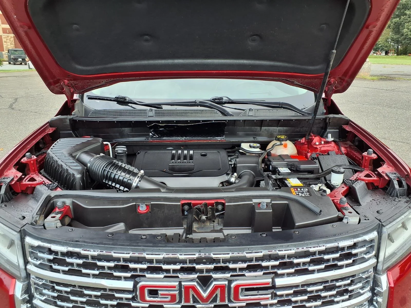Used 2023 Volcanic Red Tintcoat GMC Denali image 32