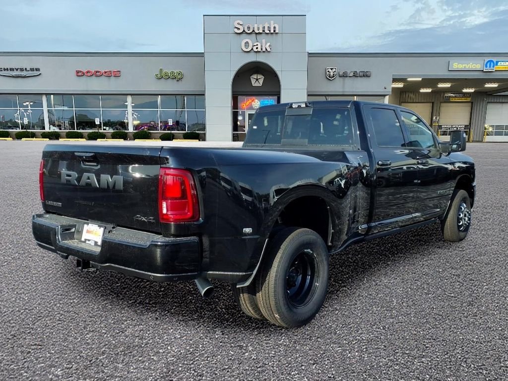 New 2027 Diamond Black Crystal Pearlcoat RAM Laramie image 3