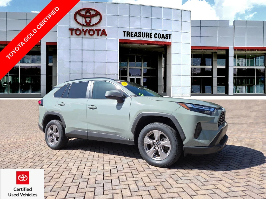 Used 2022 Gray Toyota XLE image 1