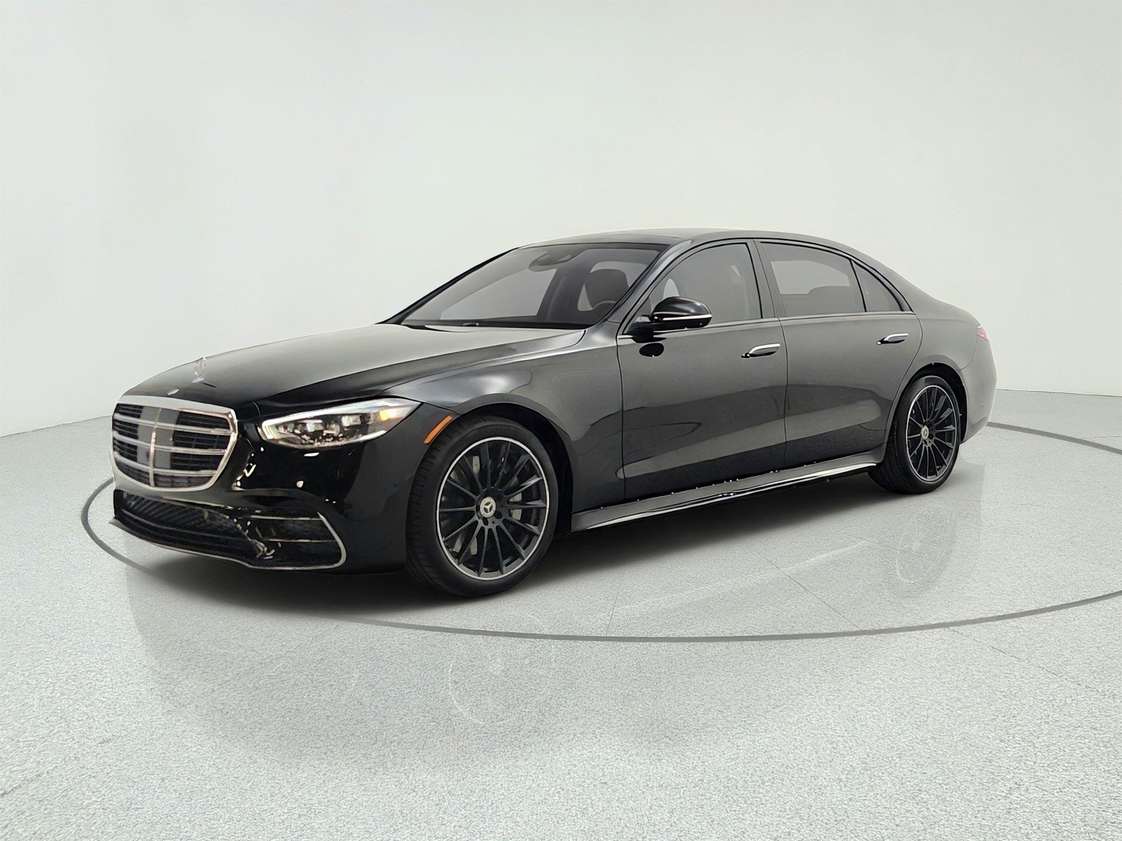 Used 2023 Black Mercedes-Benz S 500 4MATIC® Sedan image 1