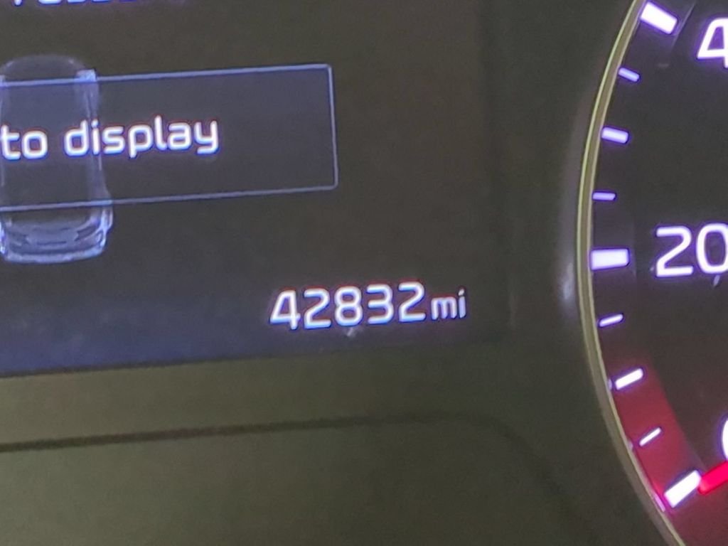 2023 Kia Forte LXS - Photo 33