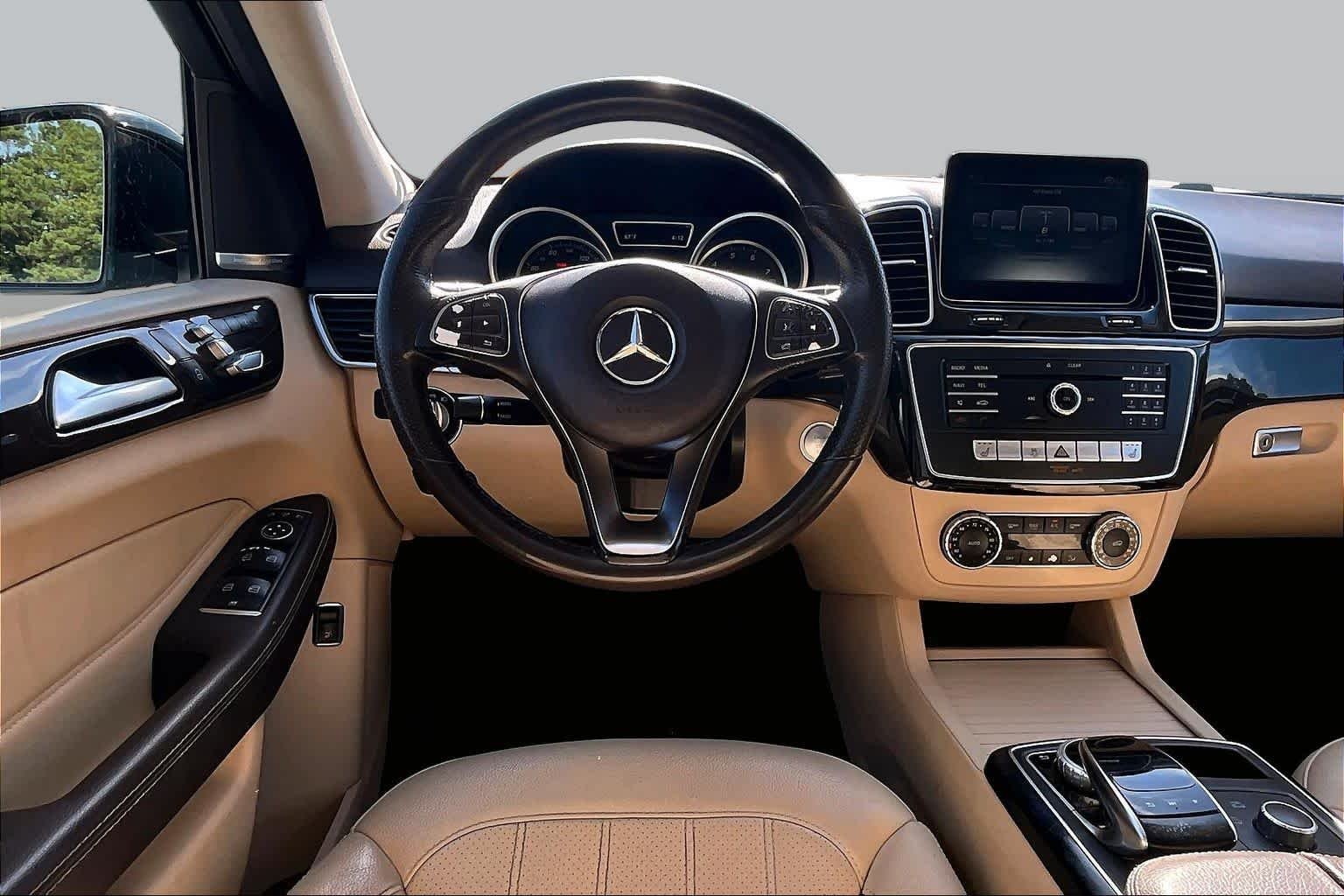 Used 2017 Black Mercedes-Benz GLE 350 image 6