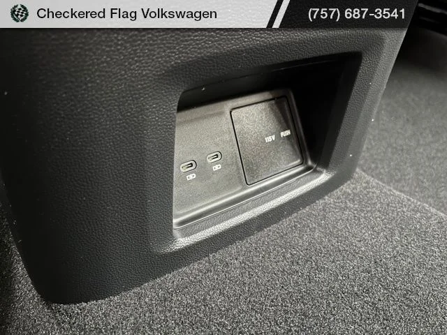 New 2026 White Volkswagen 2.0T SE w/Technology image 44