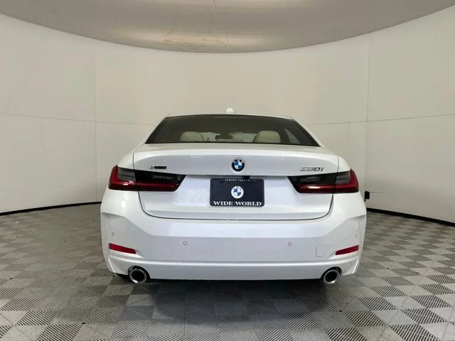 New 2026 Mineral White Metallic BMW 330i xDrive image 6