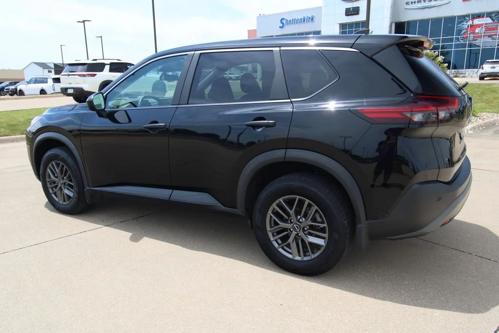 Used 2023 Black Nissan S image 14