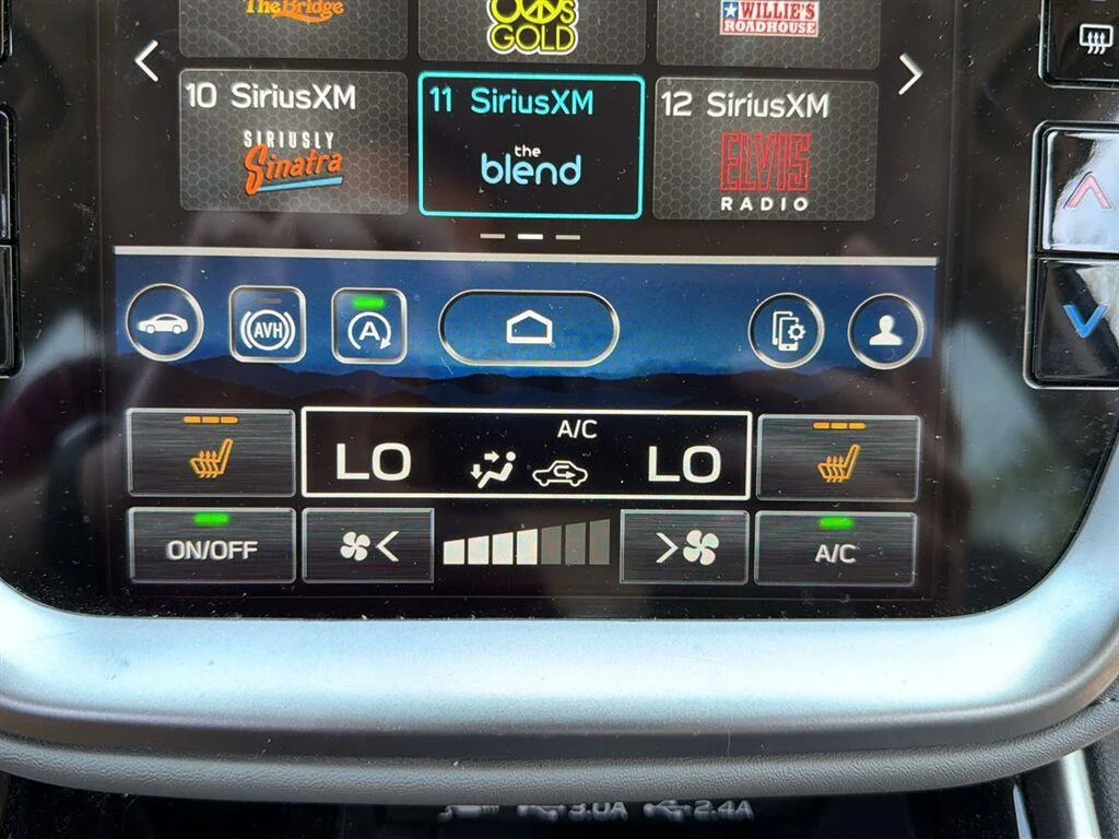 Used 2025 Magnetite Gray Metallic Subaru Limited image 4