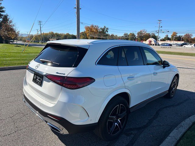 Certified Used 2025 White Mercedes-Benz GLC 350e image 5