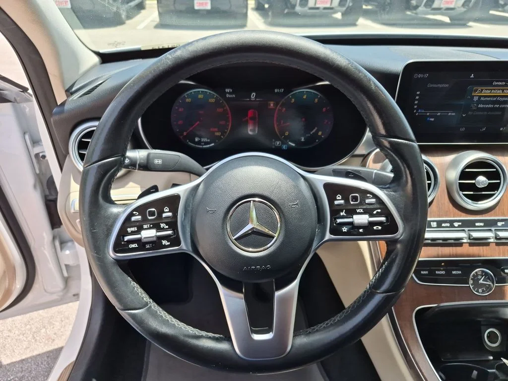 Used 2021  Mercedes-Benz C 300 image 22