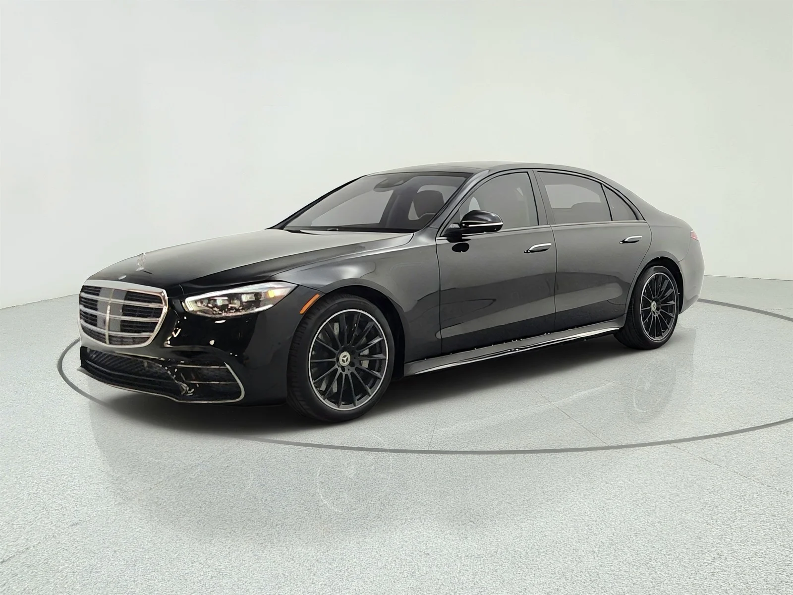 Used 2023 Black Mercedes-Benz S 500 4MATIC® Sedan image 1
