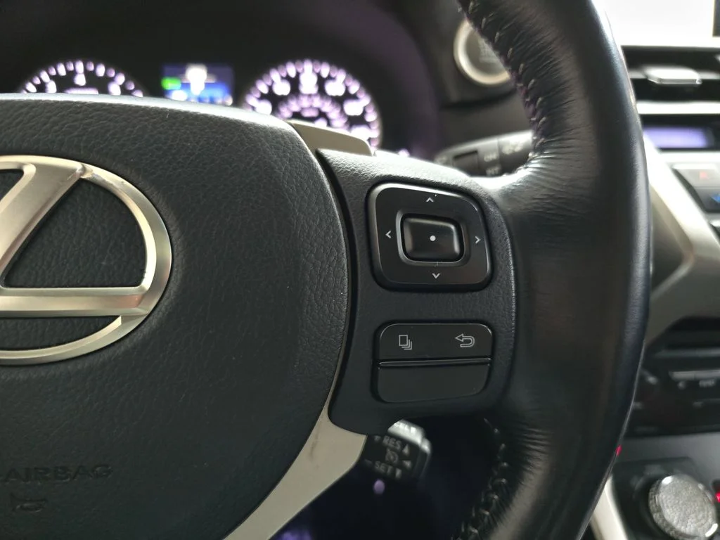Used 2015 Obsidian Lexus 200t image 21
