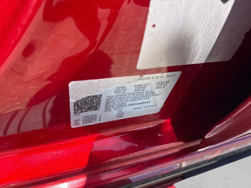 Used 2021 Red GMC SLT image 21