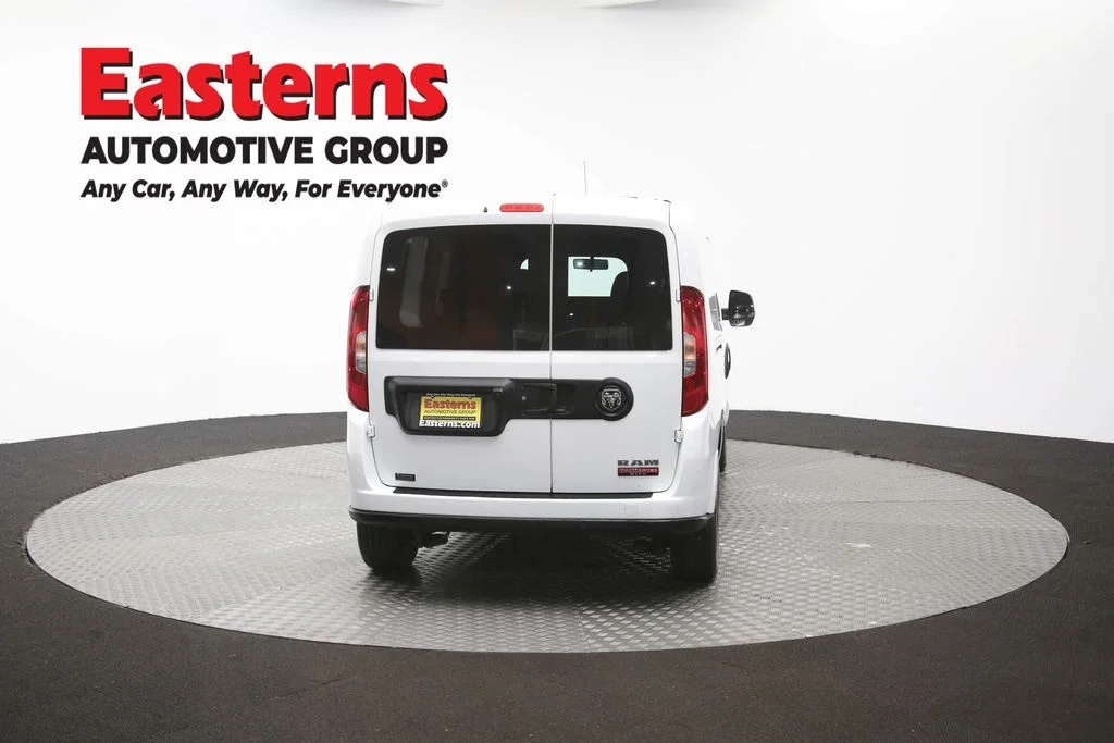 Used 2022 White Ram Base image 35
