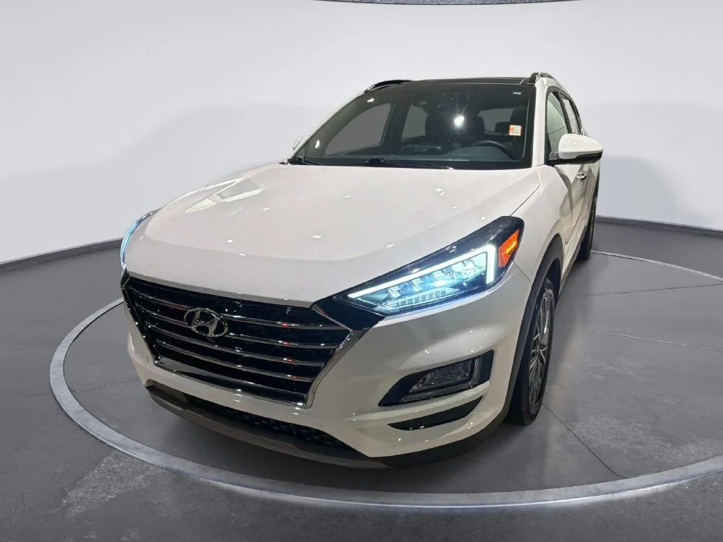Used 2021 White Hyundai Ultimate image 3
