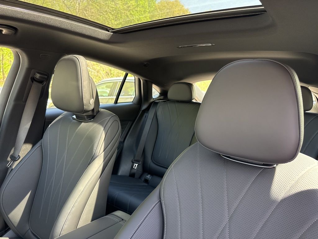 2025 Mercedes-Benz GLC AMG GLC63 S - Photo 31