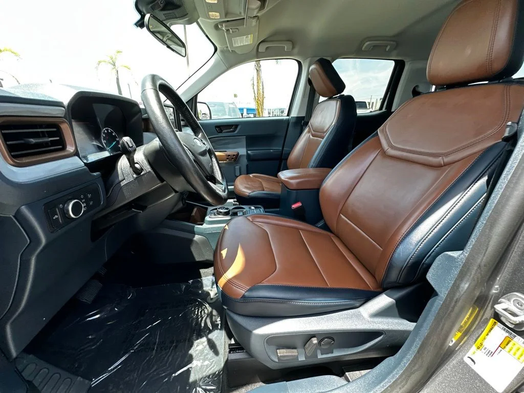 Used 2022 Gray Ford Lariat image 22