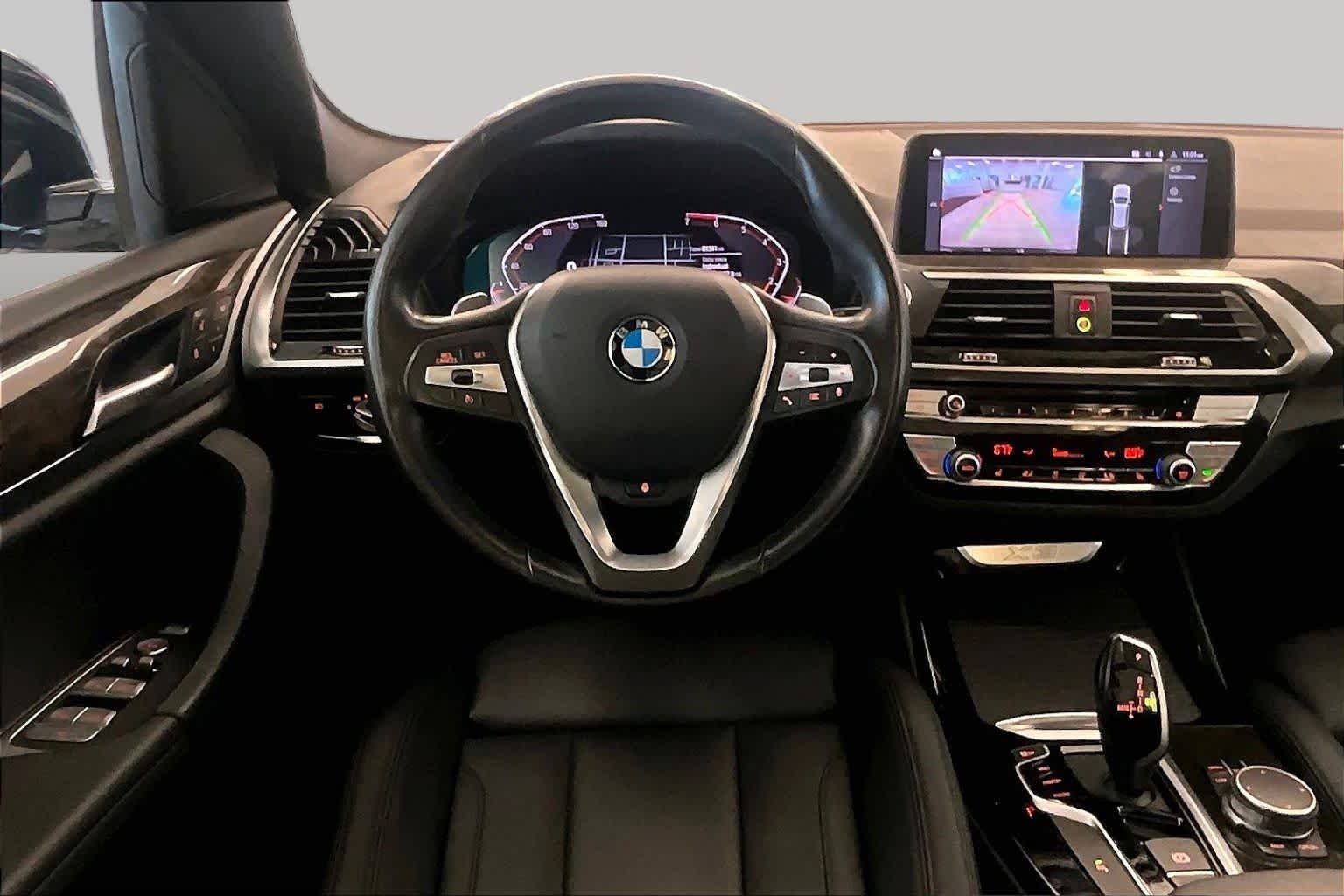 Used 2020 Black Sapphire Metallic BMW sDrive30i image 5