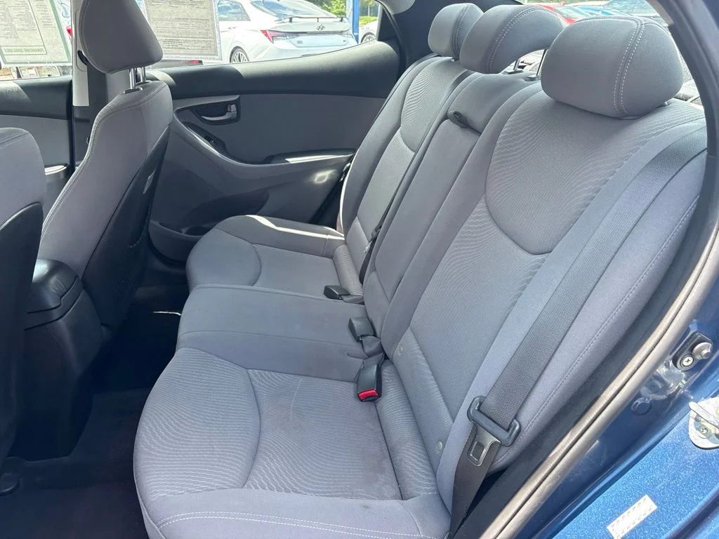 Used 2016 Blue Hyundai SE image 24