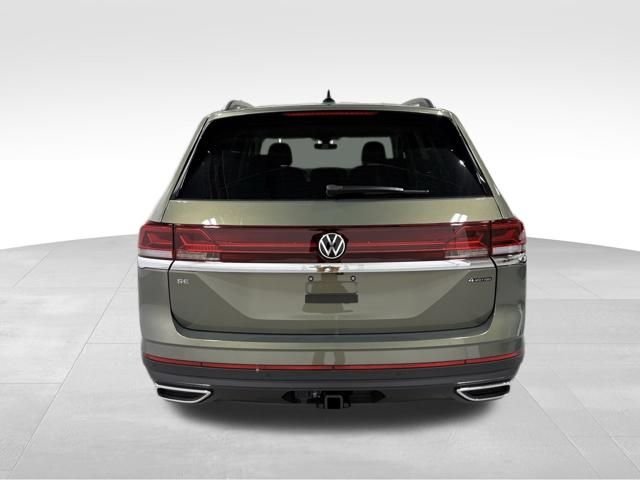 New 2026 Green Volkswagen 2.0T SE w/Technology image 4