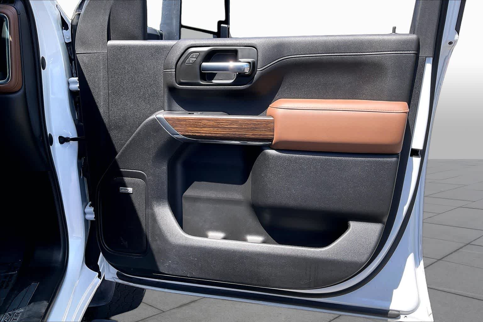 2023 Chevrolet Silverado 2500HD High Country - Photo 45