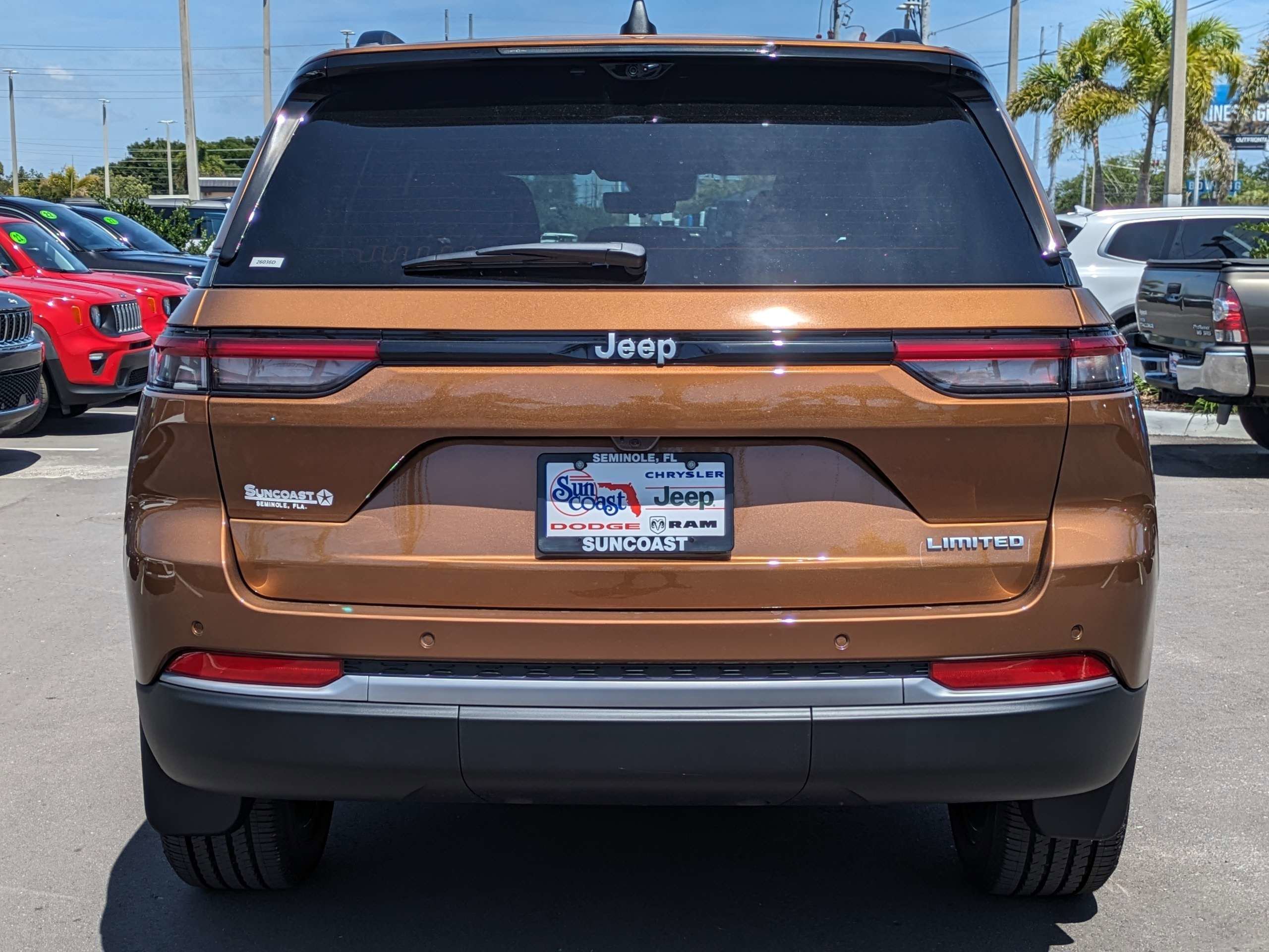 New 2026 Copper Shino Metallic Clear-Coat Exterior Paint Jeep Limited image 5