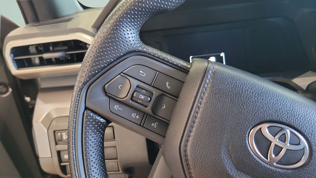 2026 Toyota Tacoma SR5 - Photo 24