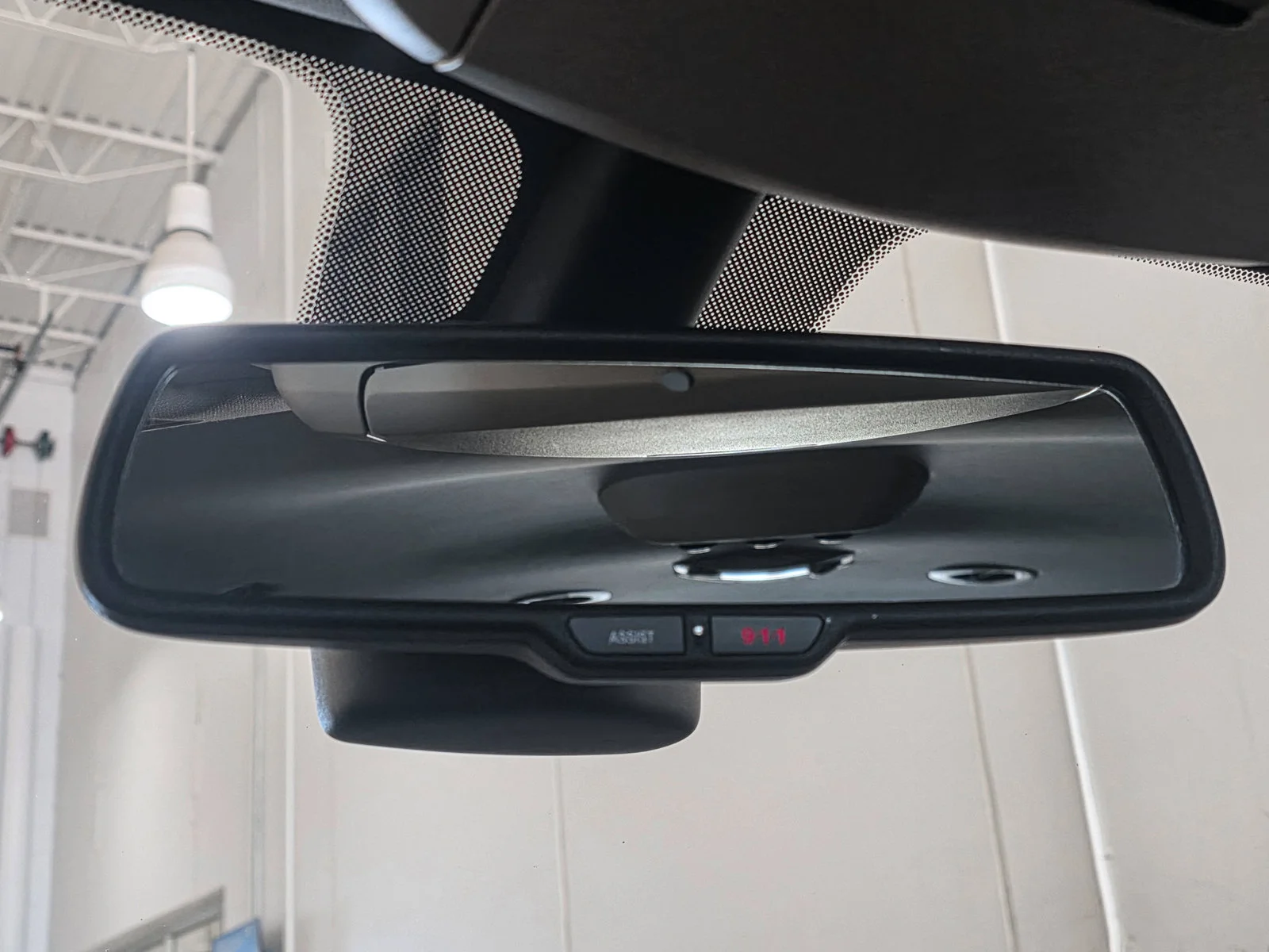 Used 2015 Gray Dodge Limited image 32