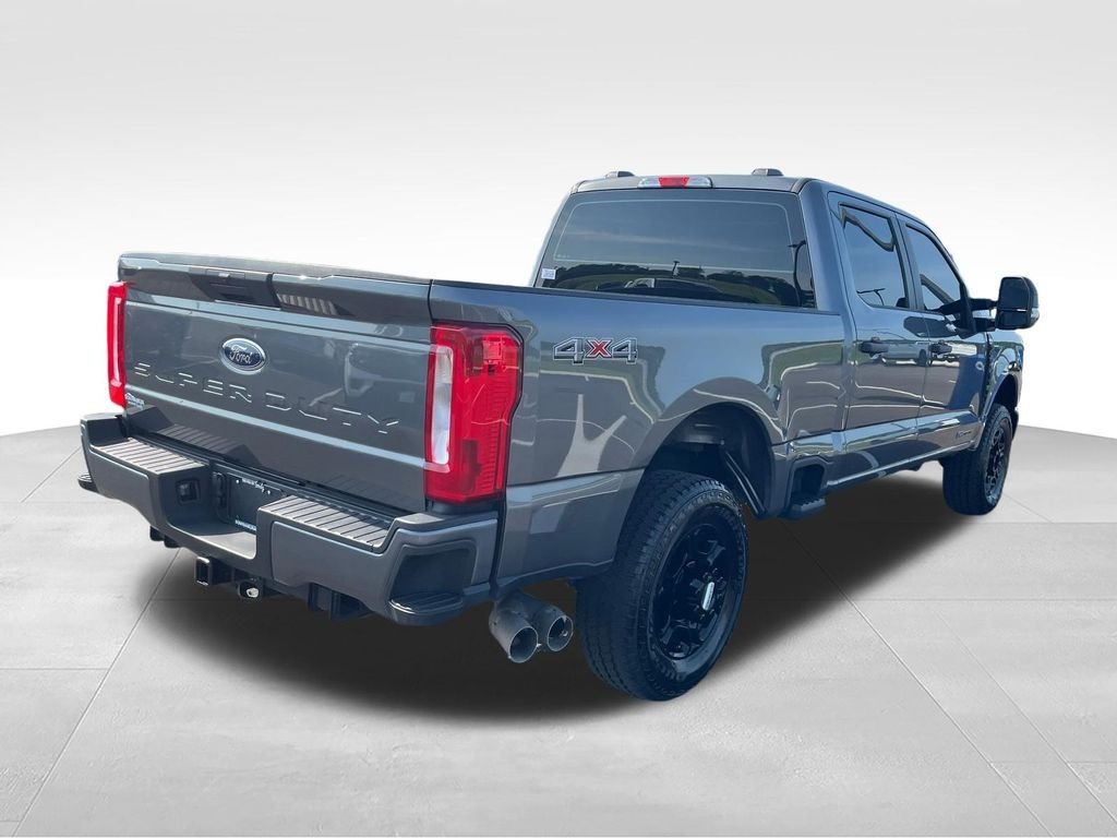 Used 2026 Gray Ford XL image 5