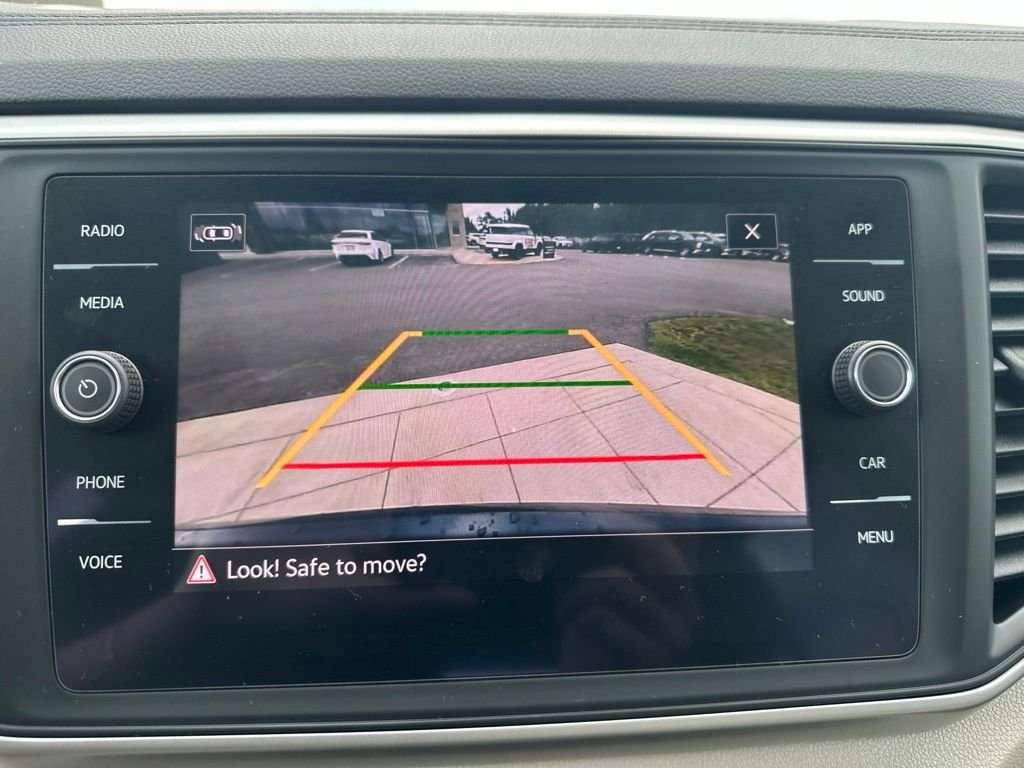 2021 Volkswagen Atlas SE w/Tech R-Line - Photo 22