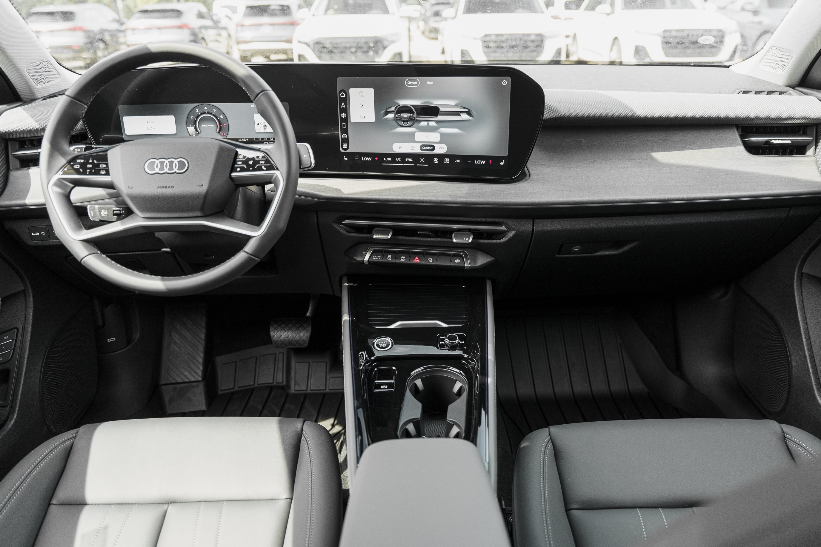 New 2026 MYTHOS BLACK Audi S line image 7