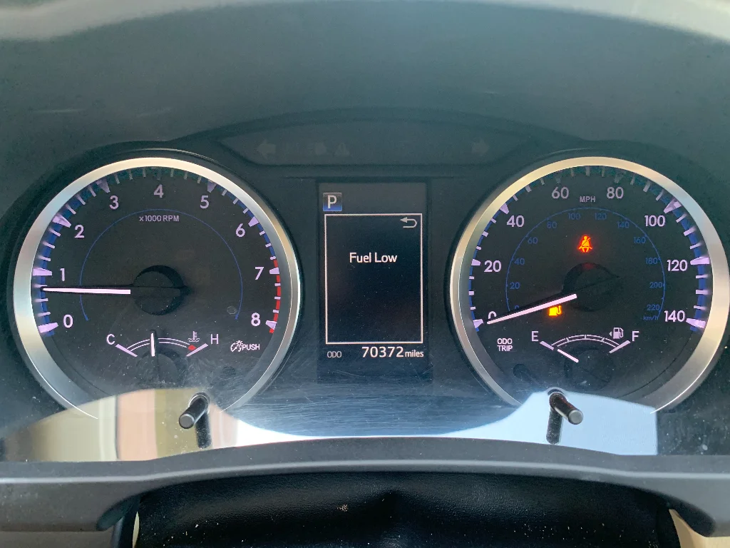 Used 2017 Blizzard Pearl Toyota LE Plus image 14
