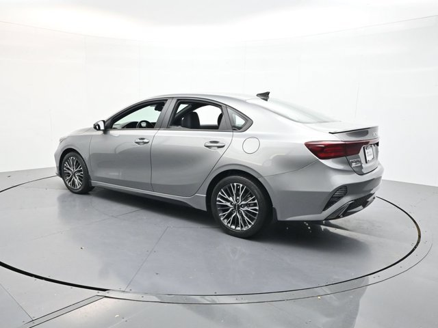 Used 2023 Gray Kia GT-Line image 5