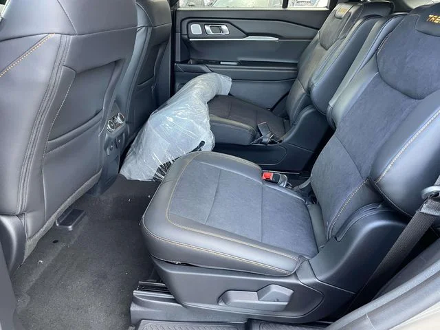 New 2026 Gray Ford Tremor image 9