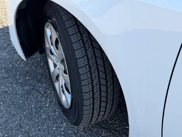 Used 2025 Ice Toyota LE image 14