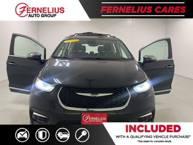 2023 Chrysler Pacifica Limited - Photo 11