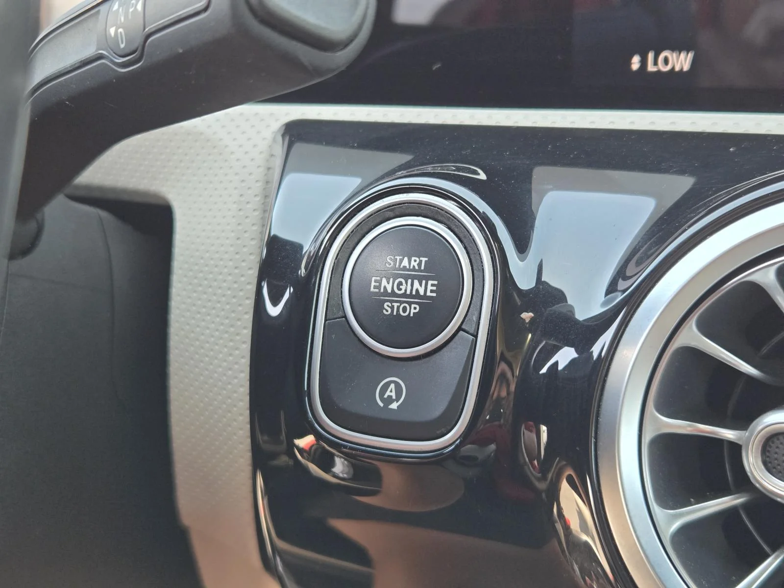 Used 2019 Digital White Metallic Mercedes-Benz A 220 Sedan image 10
