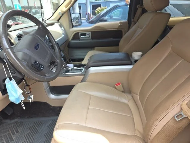 Used 2014 Blue Ford Lariat image 41