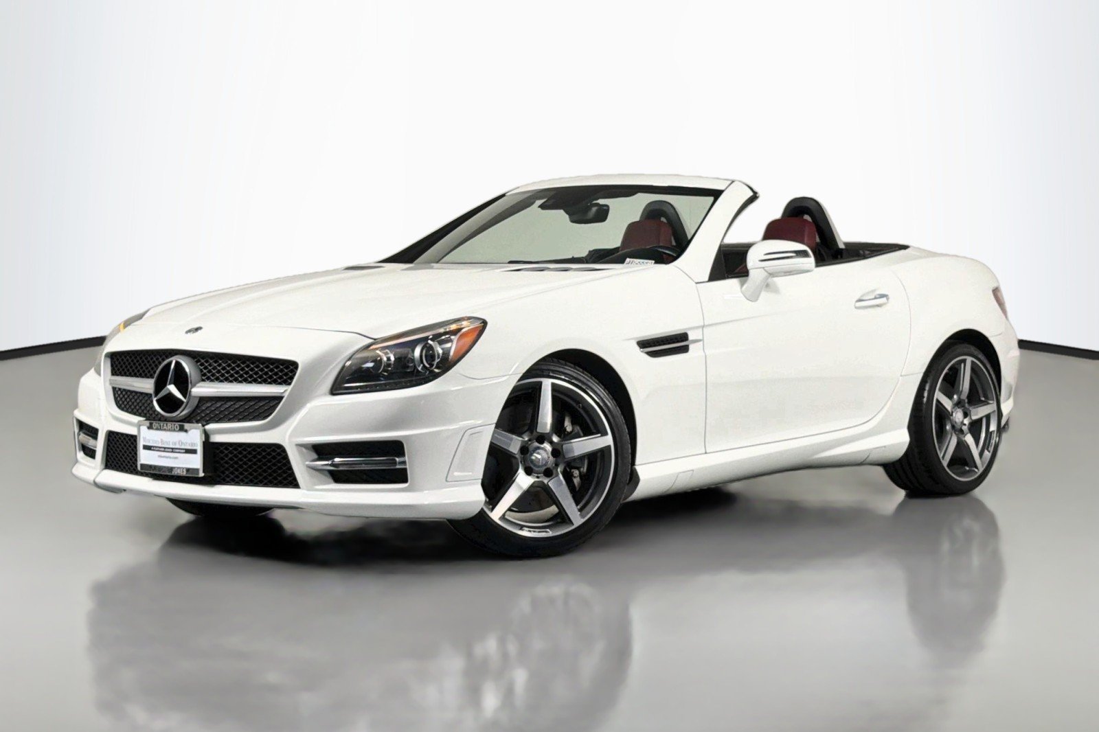 Used 2015 Polar White Mercedes-Benz 250 image 3