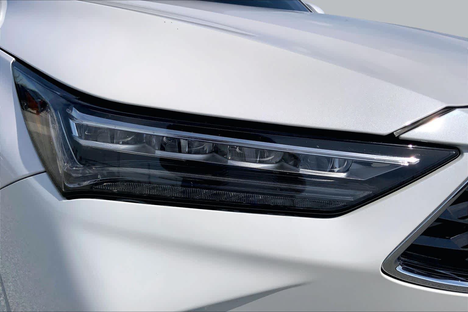 Used 2025 Platinum White Pearl Acura w/Advance Package image 27