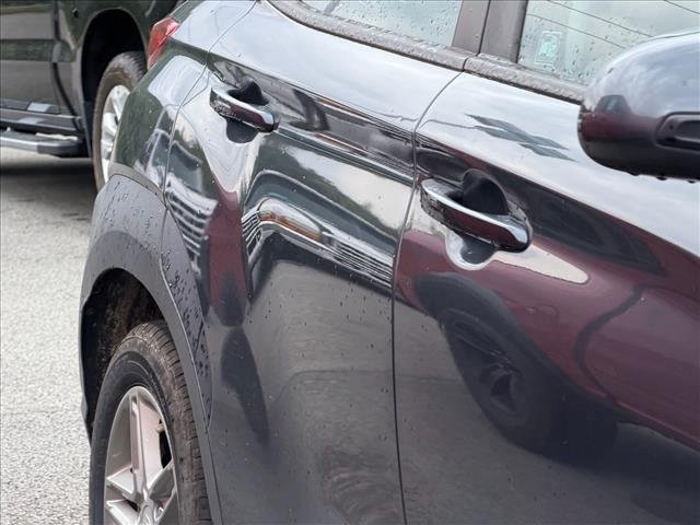 Used 2019 Thunder Gray Hyundai SE image 7