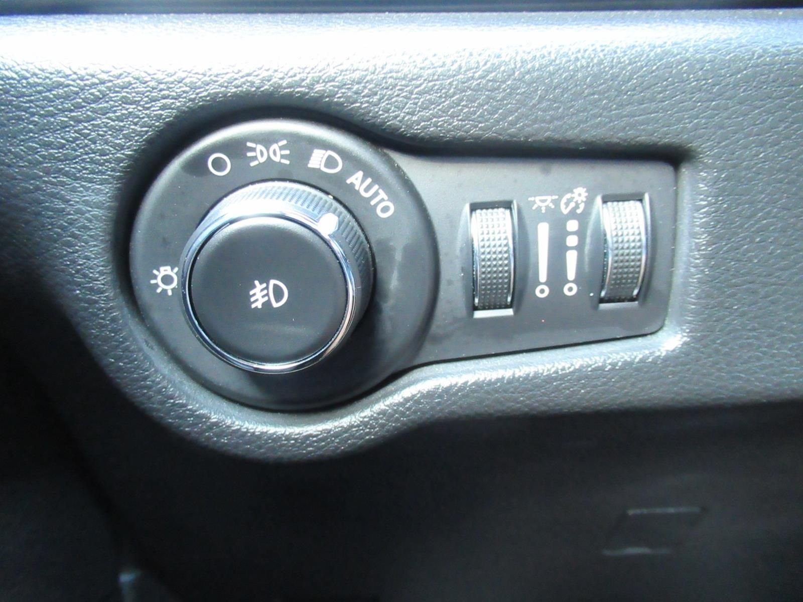 Used 2019 Gray Chrysler Touring Plus image 25