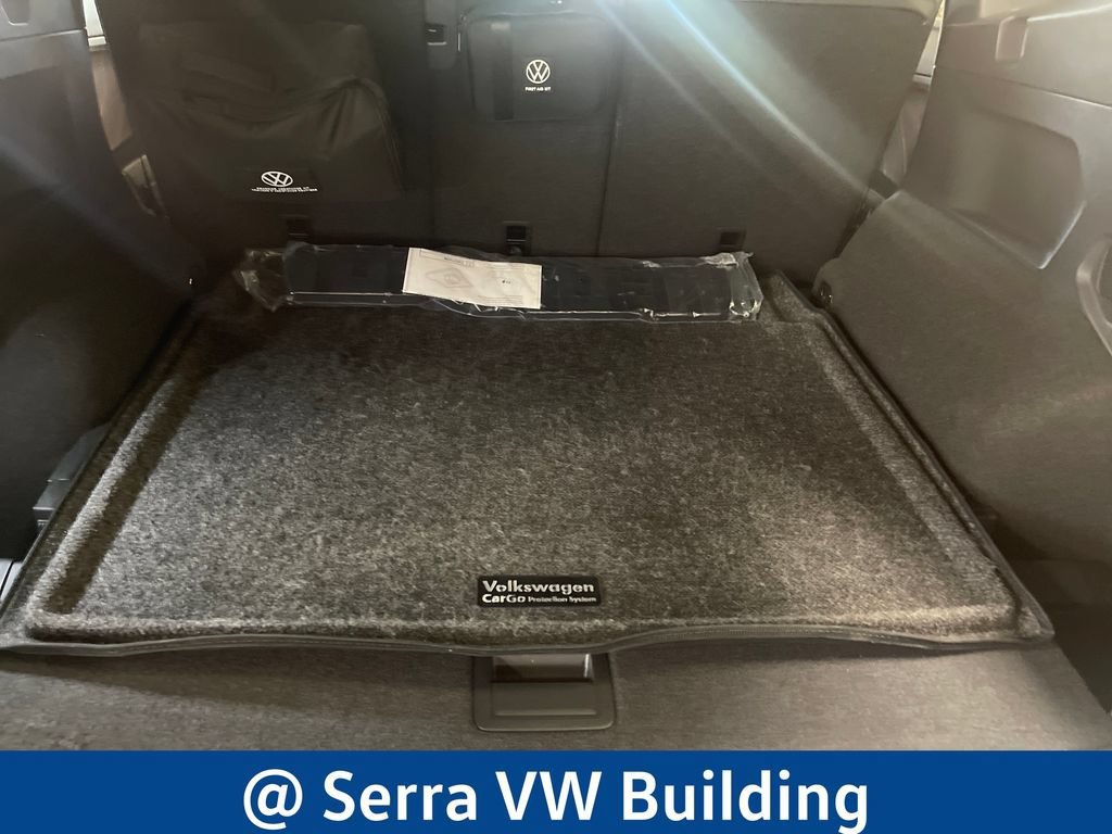 Used 2024 White Volkswagen SEL R-Line image 30
