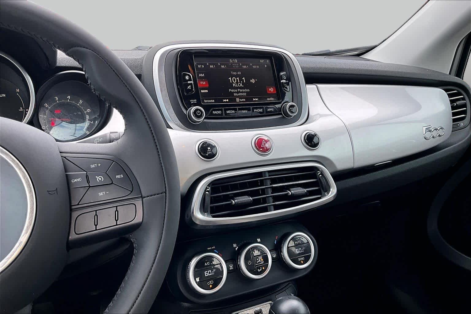Pre-Owned 2016 FIAT 500X Lounge
