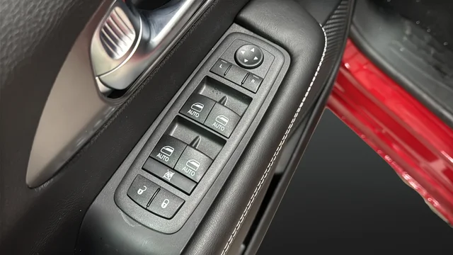 New 2026 Red Hot Pearl-Coat Exterior Paint Chrysler Select image 21