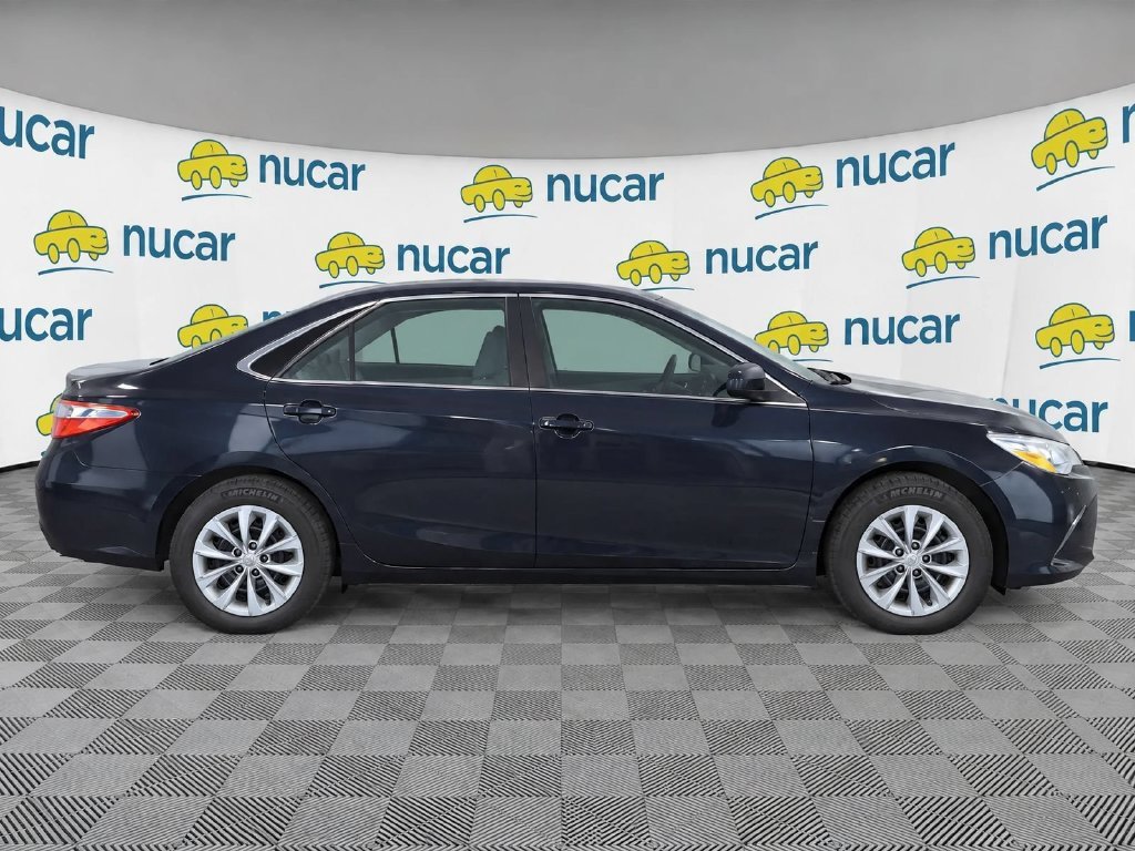 Used 2015 Gray Toyota LE image 8